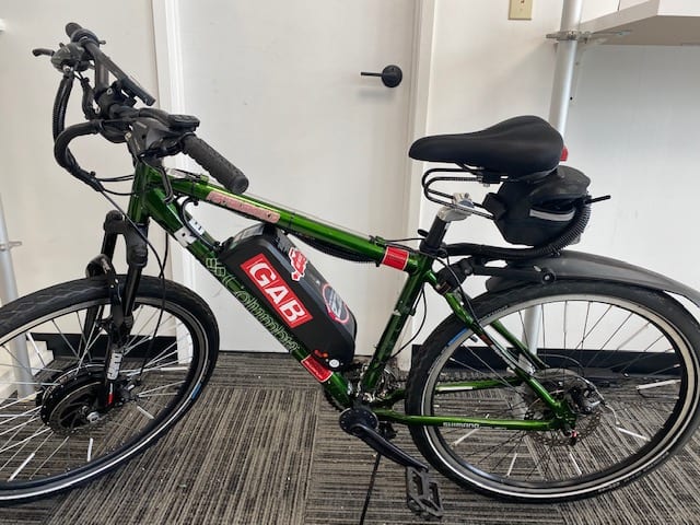 Vélo électrique Columbia Revelstoke 24 vitesses FS F/R DISC