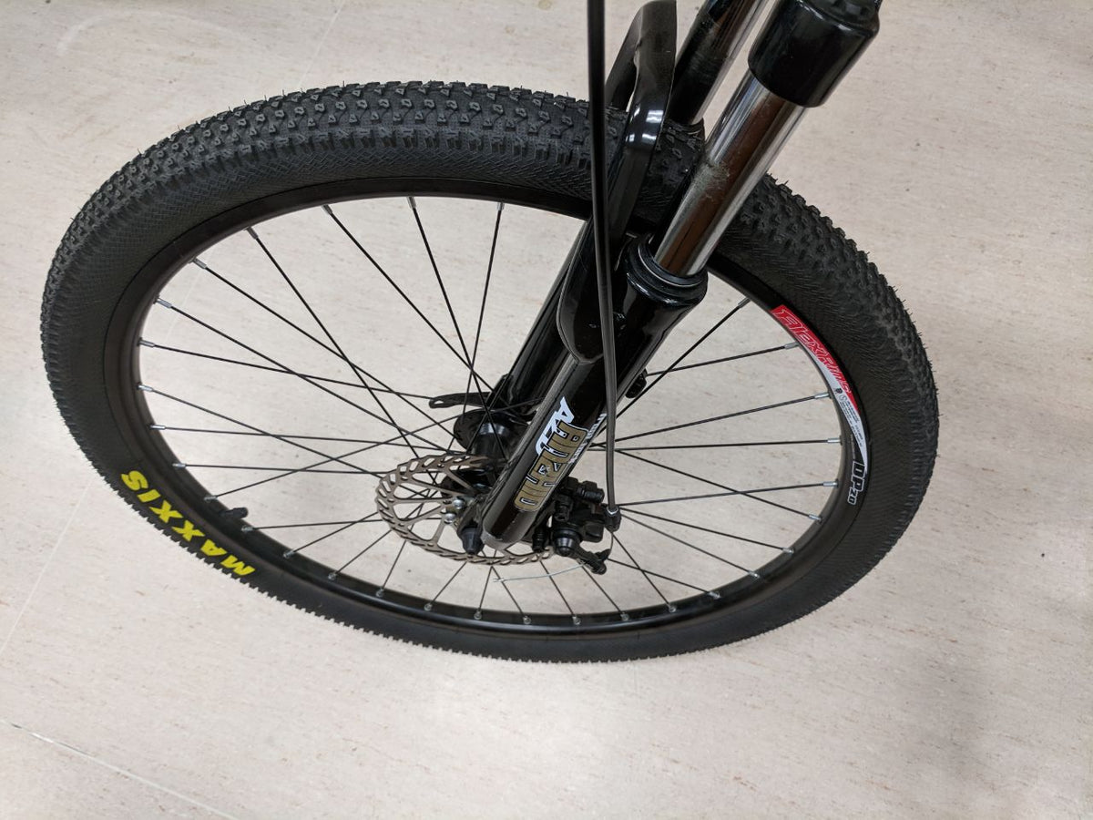Vélo électrique de montagne à moteur à moyeu arrière