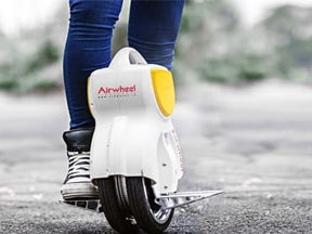 Airwheel Q1 in use